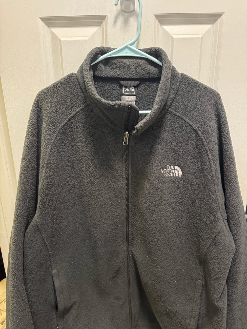 The North Face Men's Dark Gray Full-Zip Fleece Jacket